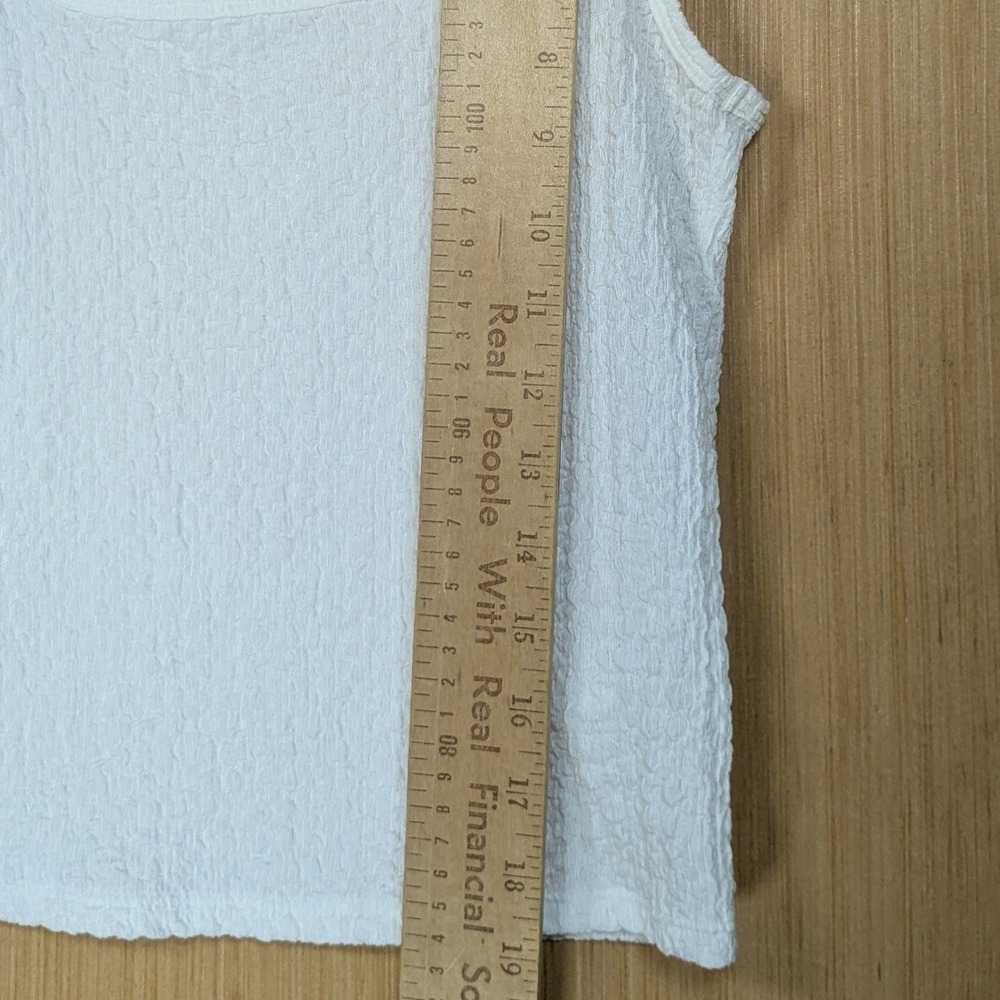 Old Navy White Pucker Tank Top Square Neck Minamilist Chic Casual Womens Small - Picture 6 of 7